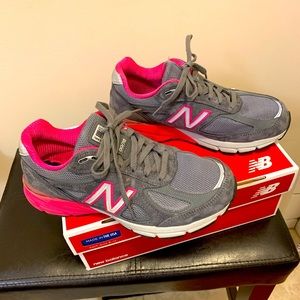 New Balance 990v4 Women’s Running Shoes sz. 8.5